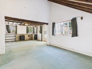 Living Room- click for photo gallery